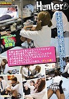 気弱な僕はAVを見たがるクラスの女子が家に無理矢理来ても断れない…。しかもAVを見てHな気持ちになった女子が、僕の股間を触ってきても何も言えない。そう僕は彼氏ではなく、その場でヤラれるだけの男子。 （ギャル編）